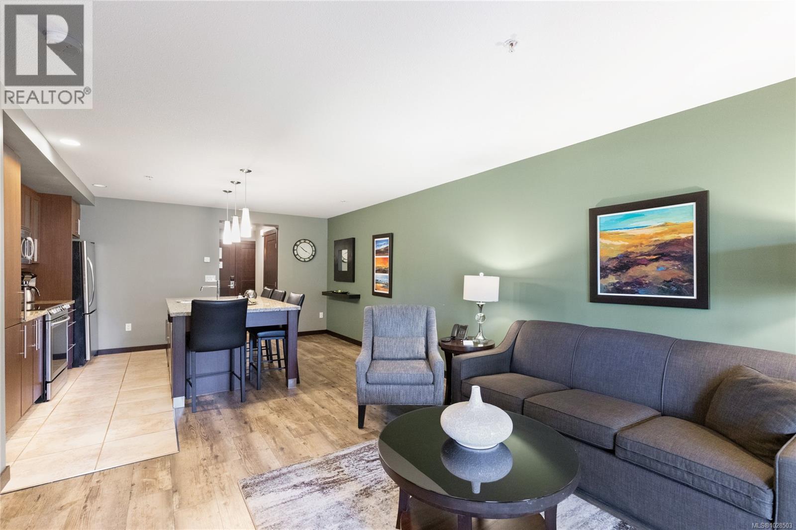 212 (SA1) 1175 Resort Dr, Parksville