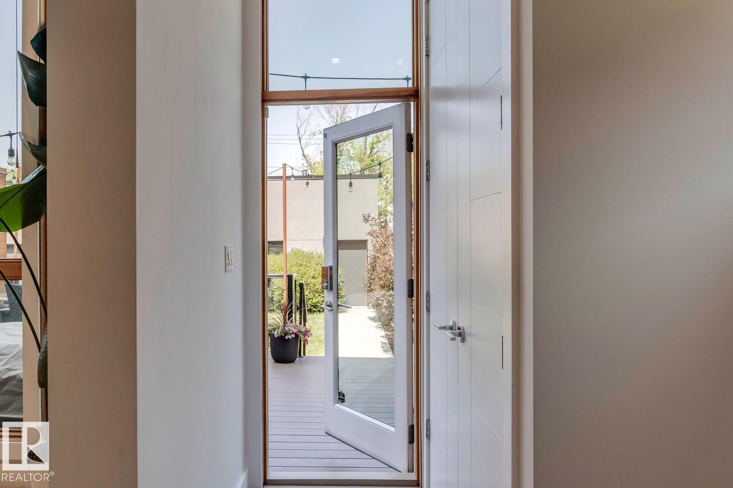 12420 103 AV NW - 12