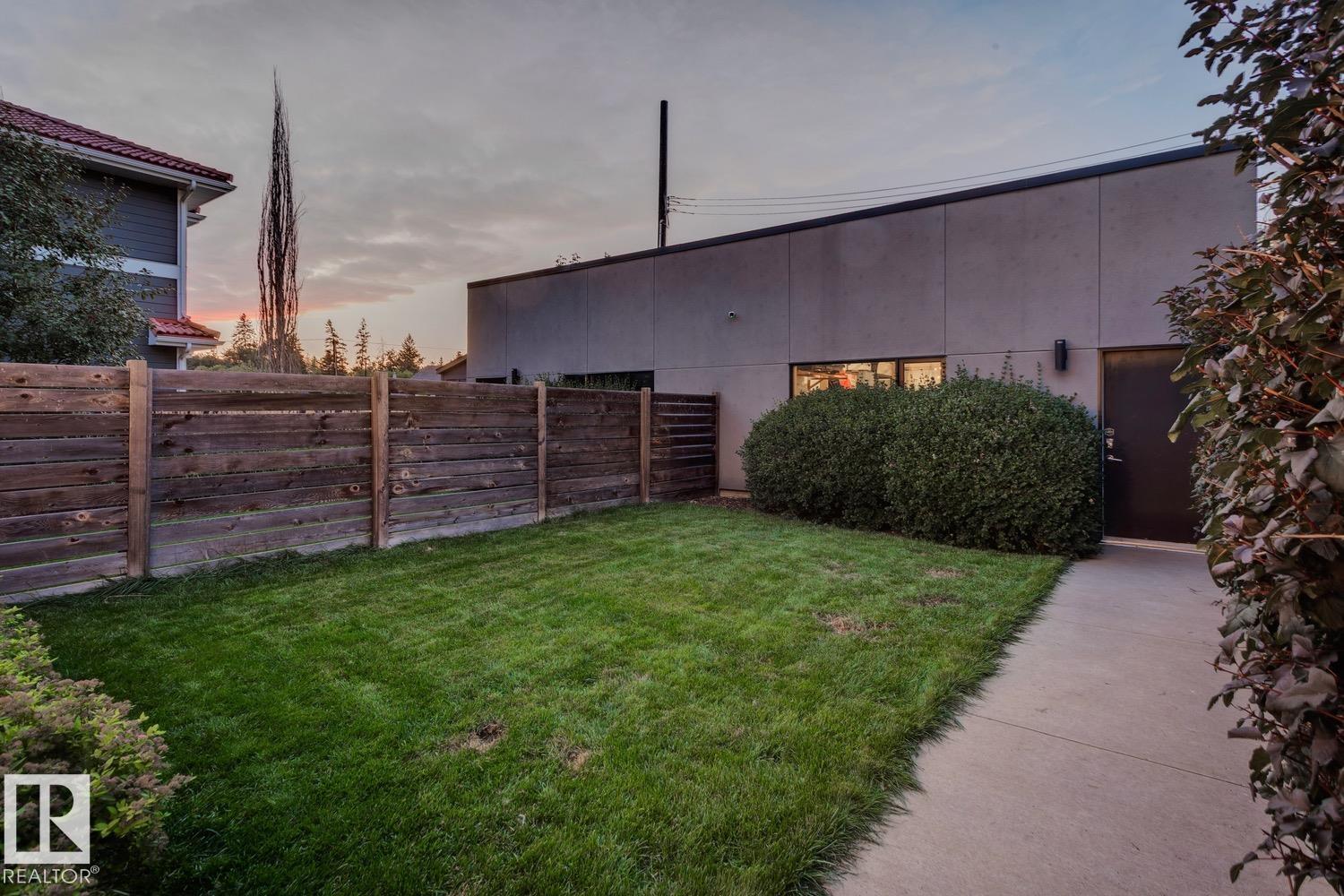 12420 103 AV NW, Edmonton