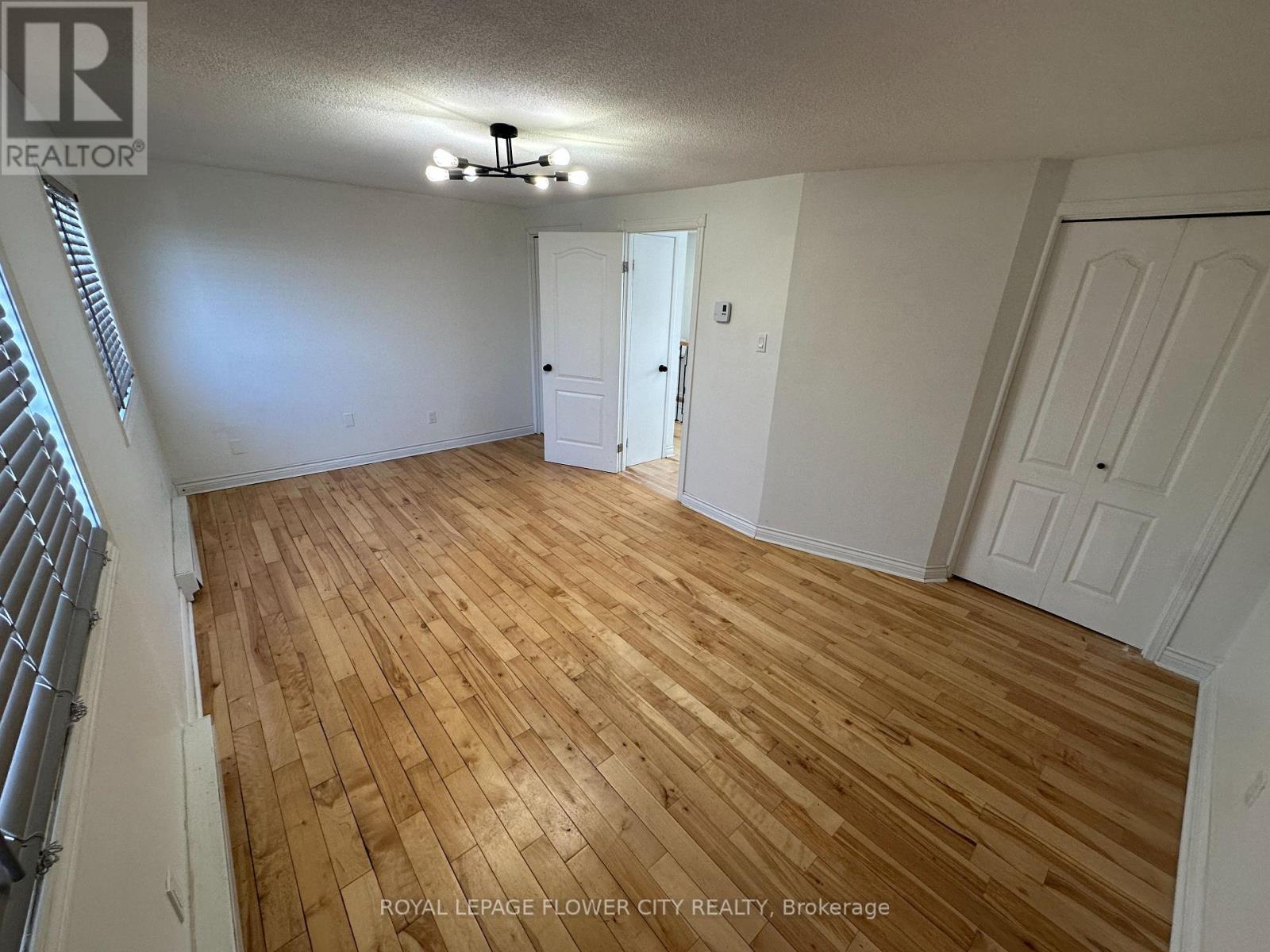 52 GRAND VALLEY DRIVE - 17