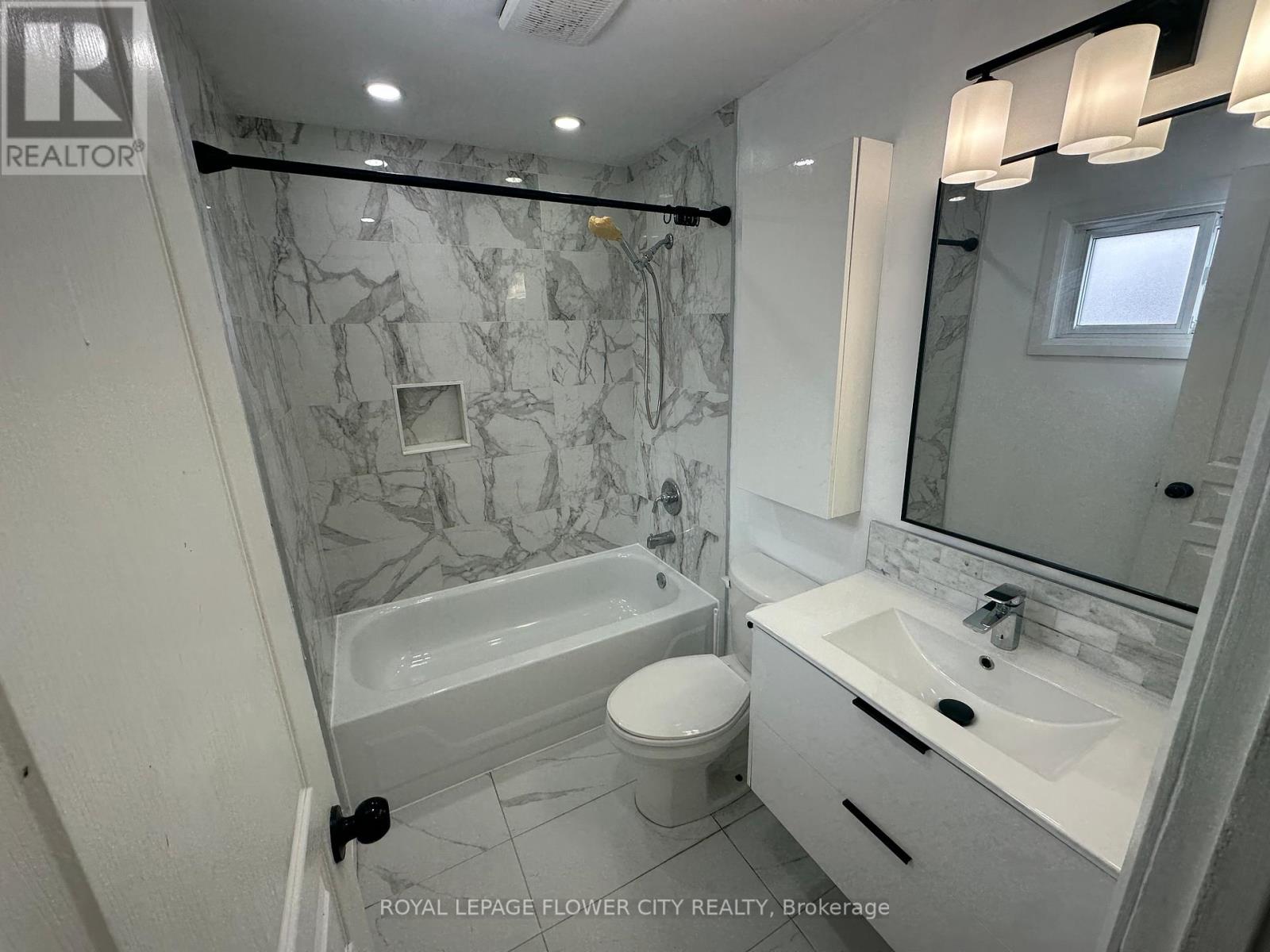 52 GRAND VALLEY DRIVE - 23