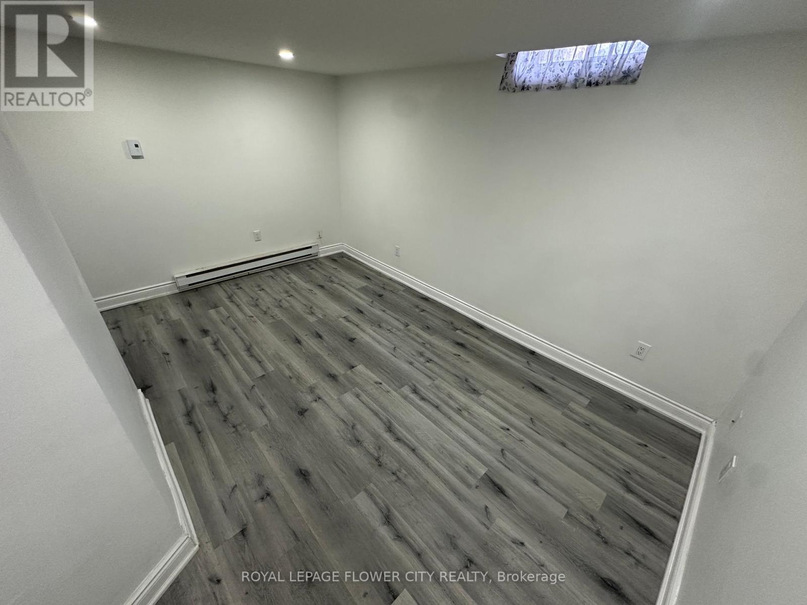 52 GRAND VALLEY DRIVE - 6