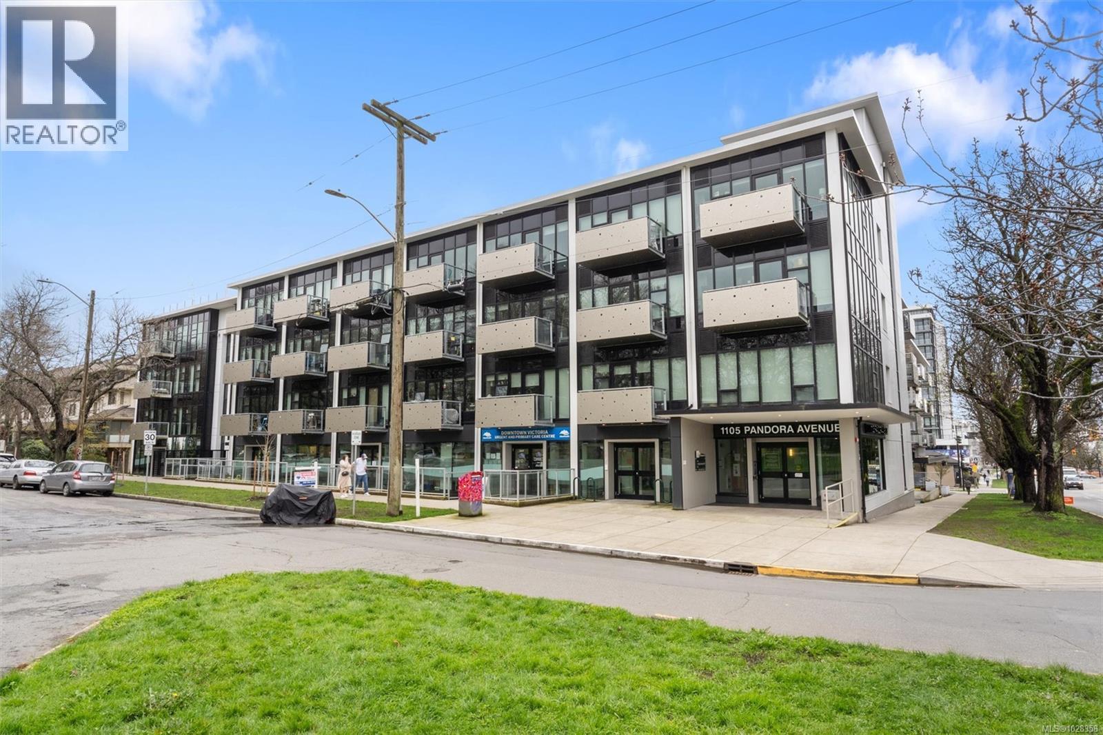 N216 1105 Pandora Ave, Victoria