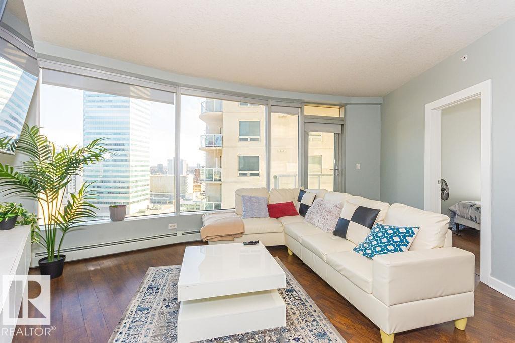 #1404 10152 104 ST NW - 11