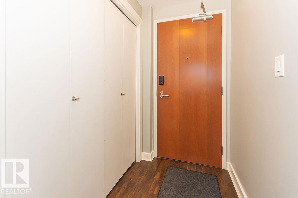 #1404 10152 104 ST NW - 4