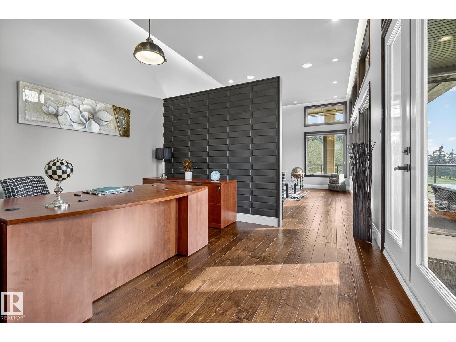 26028 MEADOWVIEW DR, Rural Sturgeon County