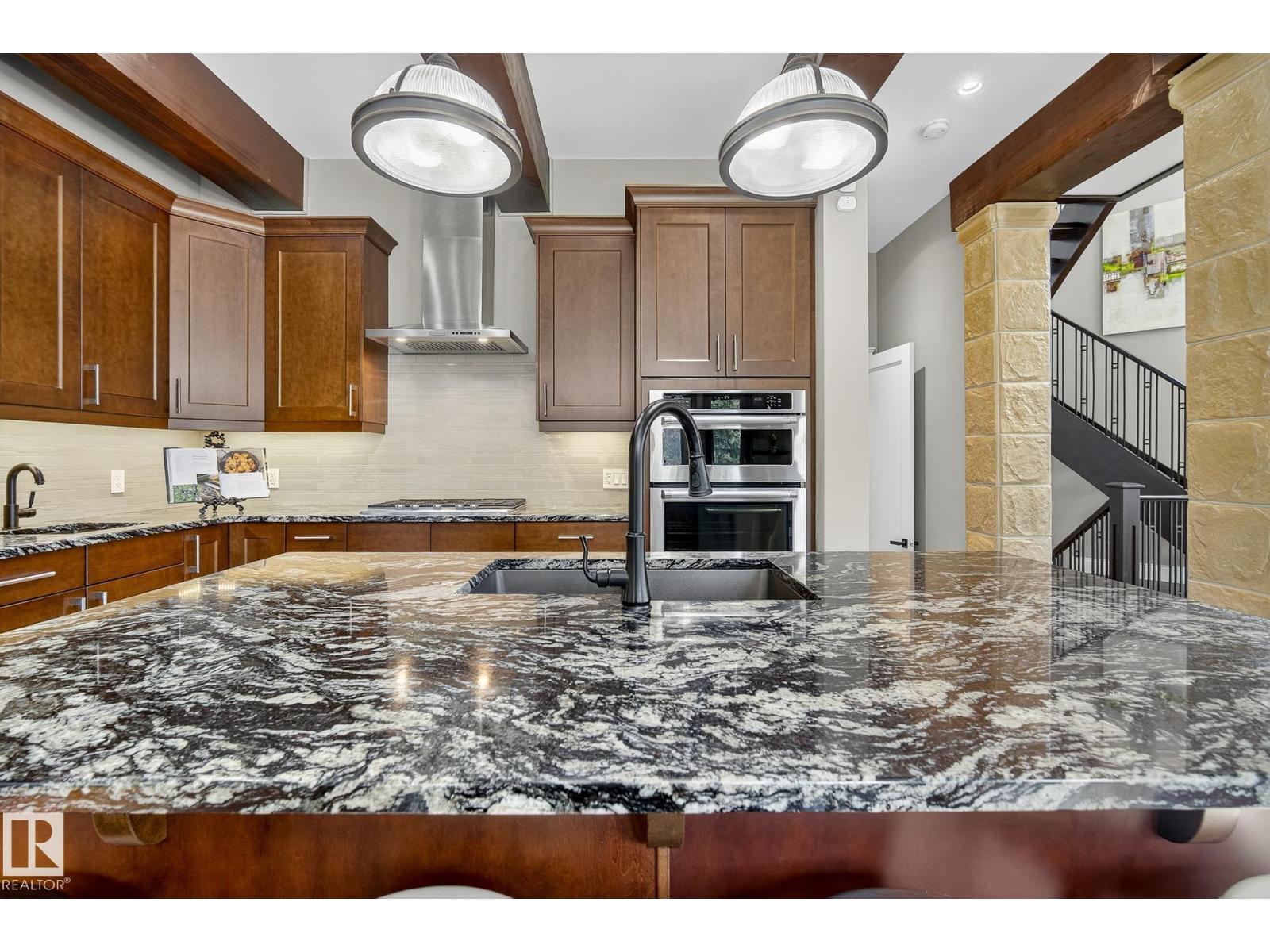 26028 MEADOWVIEW DR, Rural Sturgeon County