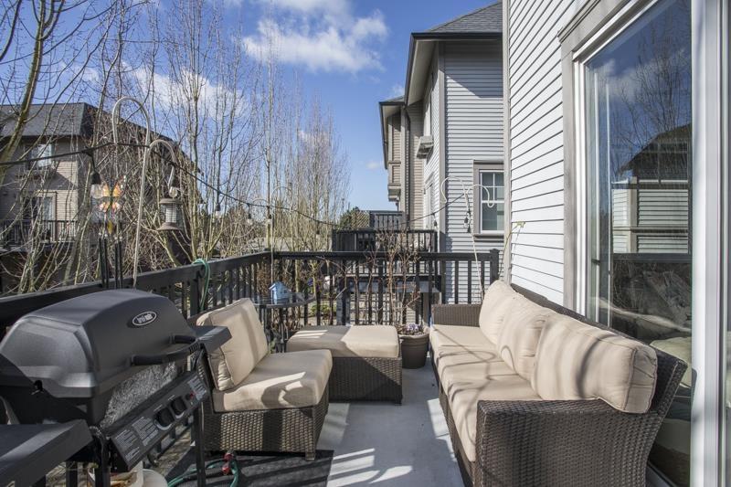 65 6450 187 Street - photo 2