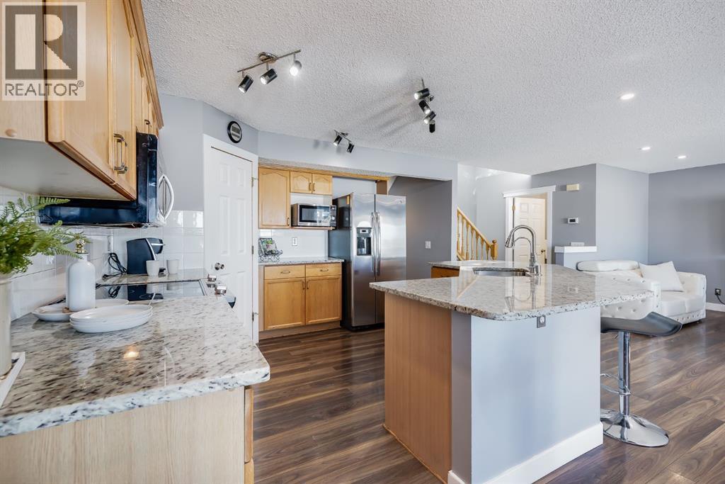 Single Family House for Sale in  Hidden Ranch Crescent NW Hidden Valley Calgary 