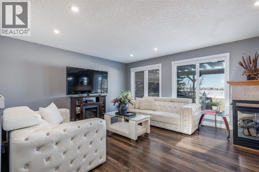 Single Family House for Sale in  Hidden Ranch Crescent NW Hidden Valley Calgary 