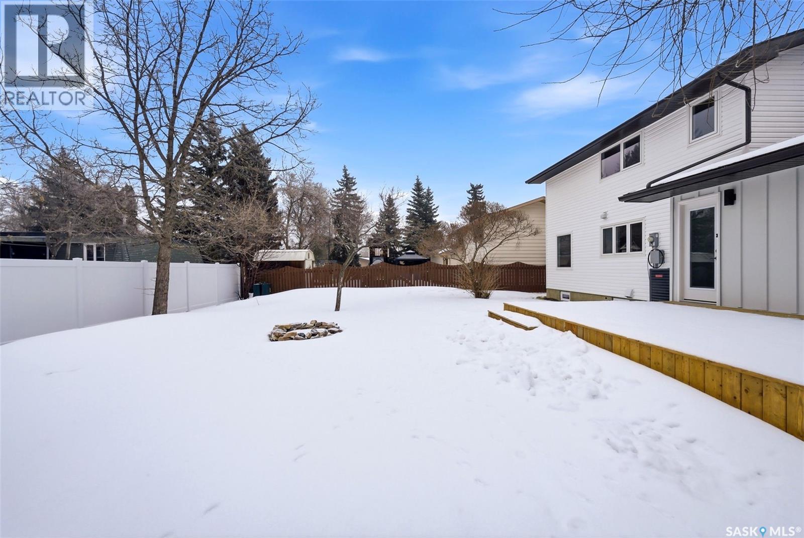 Single Family House 2 Level for Sale in  Thatcher ROAD Regina 