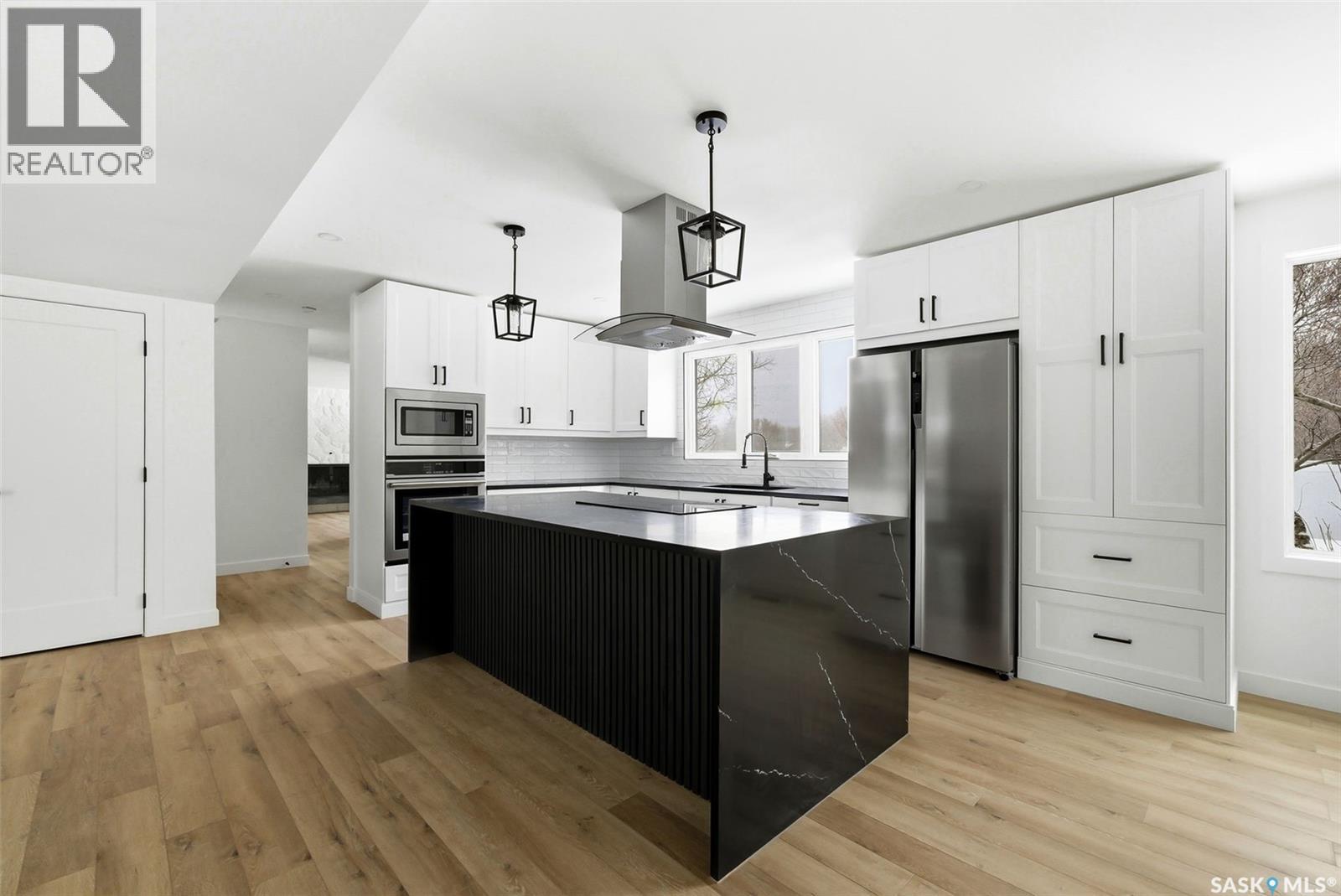 Single Family House 2 Level for Sale in  Thatcher ROAD Regina 