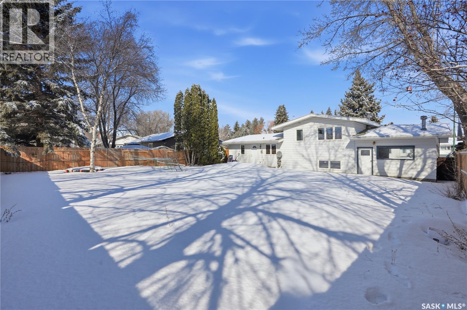 Single Family House for Sale in  Meglund PLACE Saskatoon 