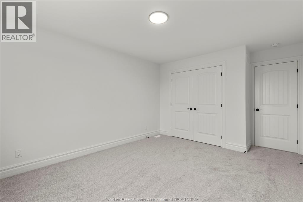 468 MARLA CRESCENT - 29