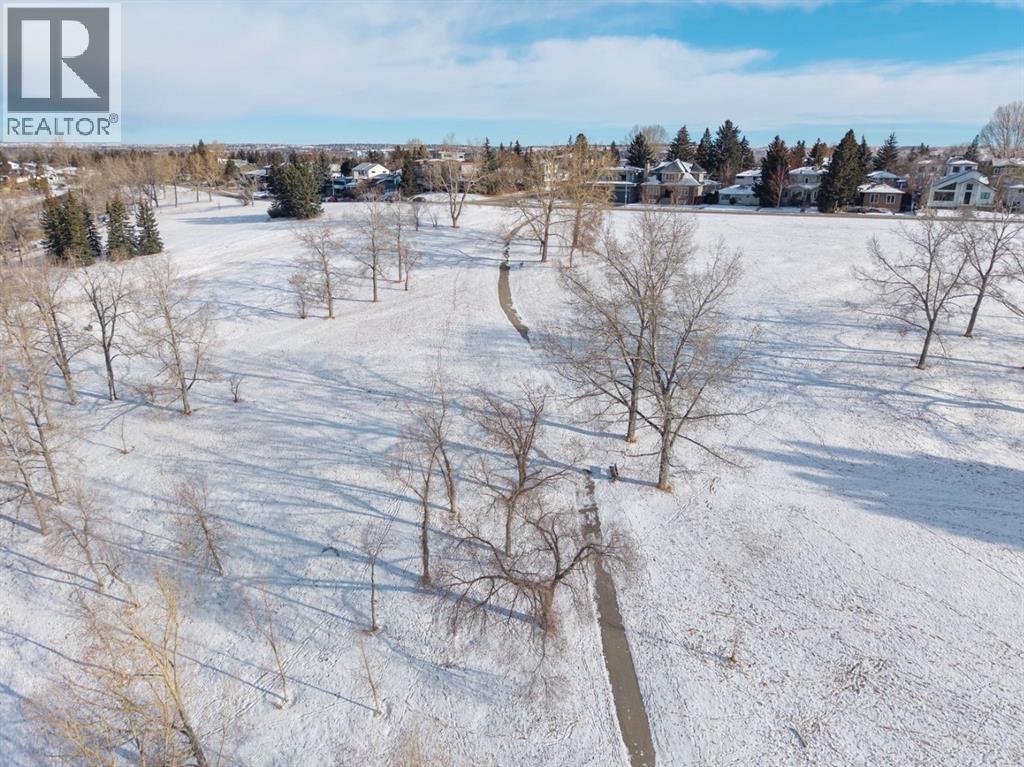 Single Family House for Sale in   Avenue NW Montgomery Calgary 