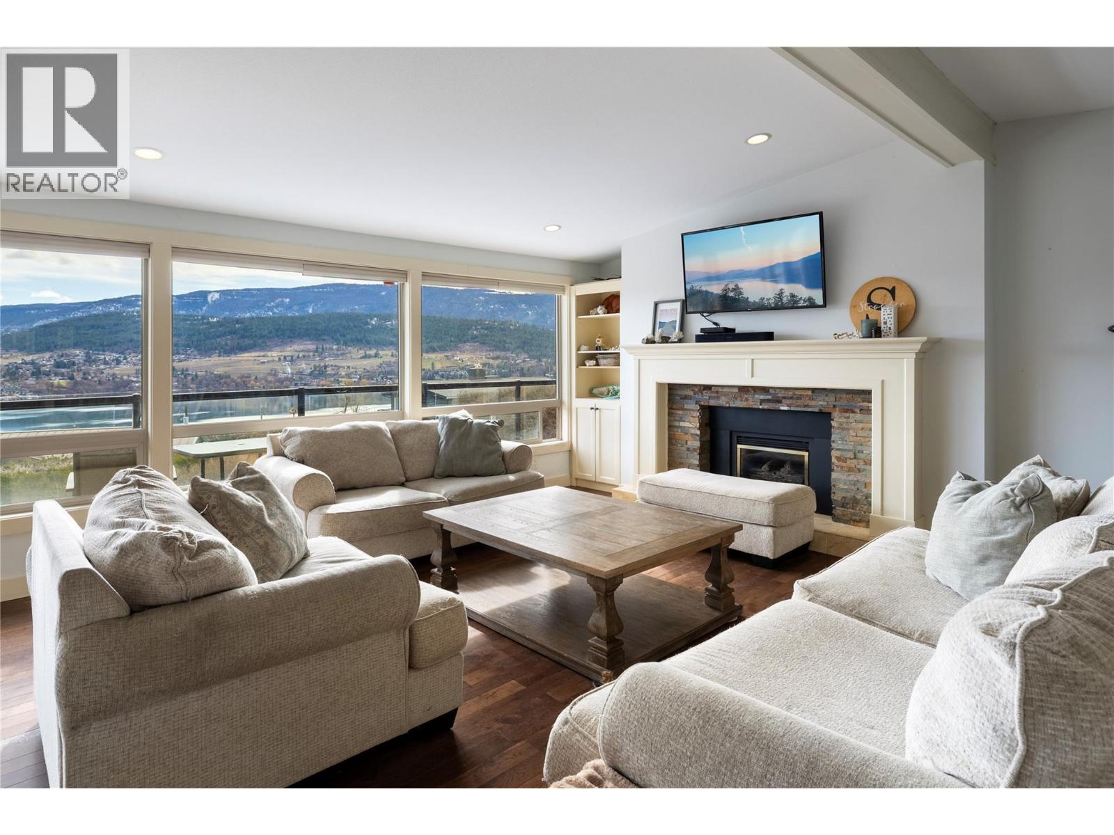 8705 Kalview Drive, Coldstream