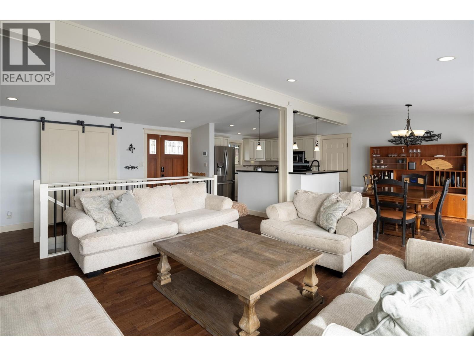 8705 Kalview Drive, Coldstream