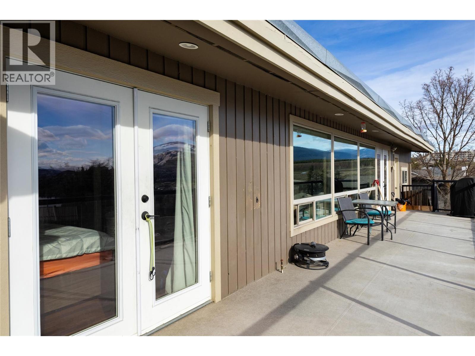 8705 Kalview Drive - 26