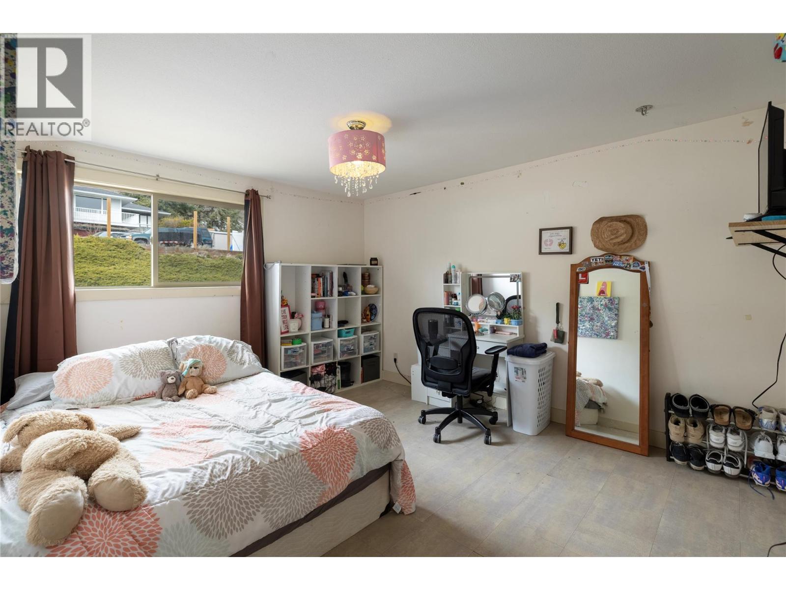 8705 Kalview Drive - 30