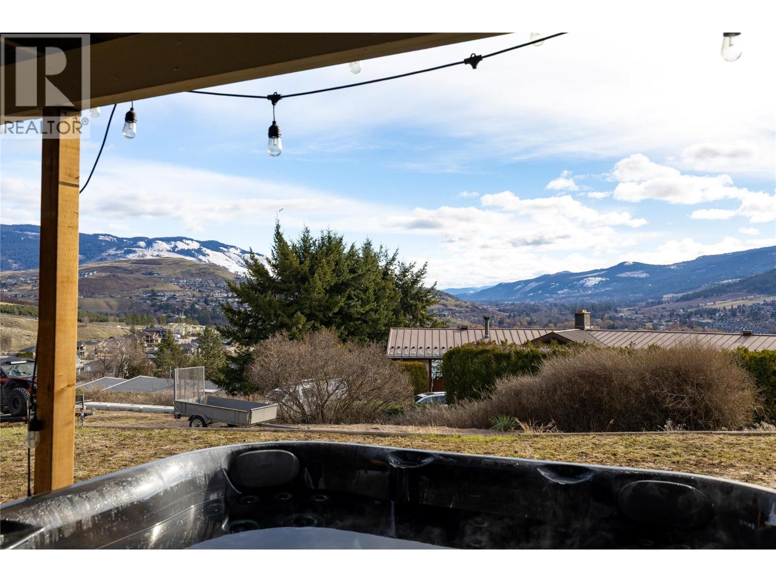 8705 Kalview Drive, Coldstream