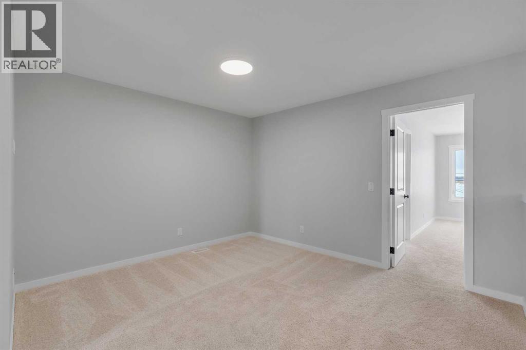 Single Family House for Sale in  Creekview Drive SW Pine Creek Calgary 