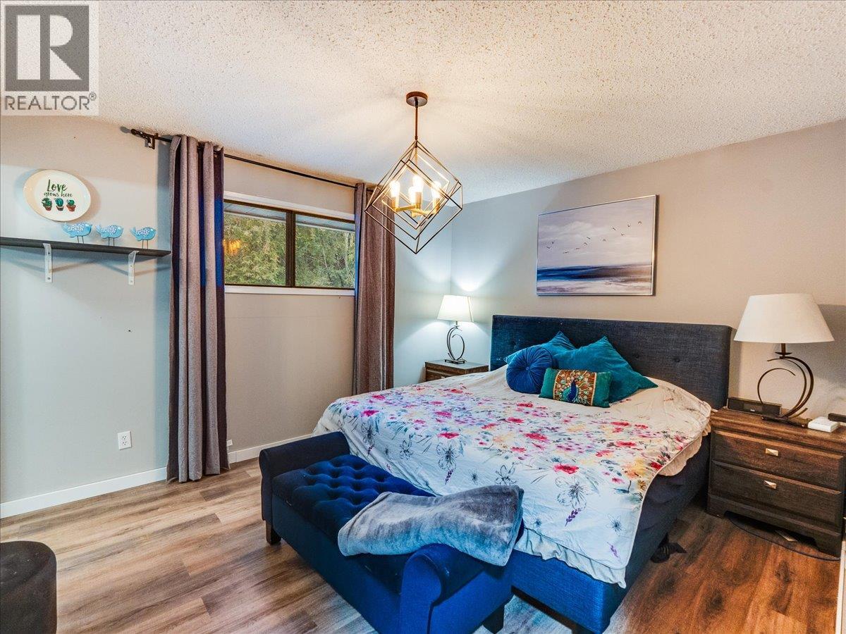 1441 Meadowbrook Drive, Castlegar