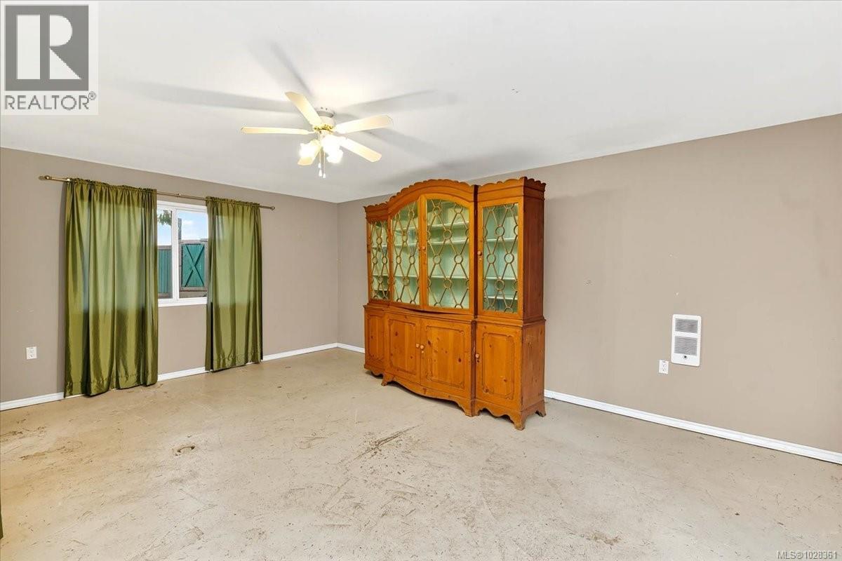 5560 Kitsuksis Rd, Port Alberni