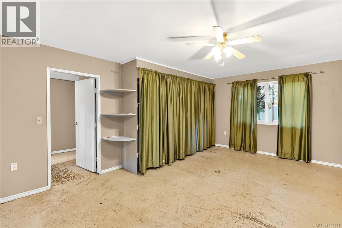 5560 Kitsuksis Rd, Port Alberni