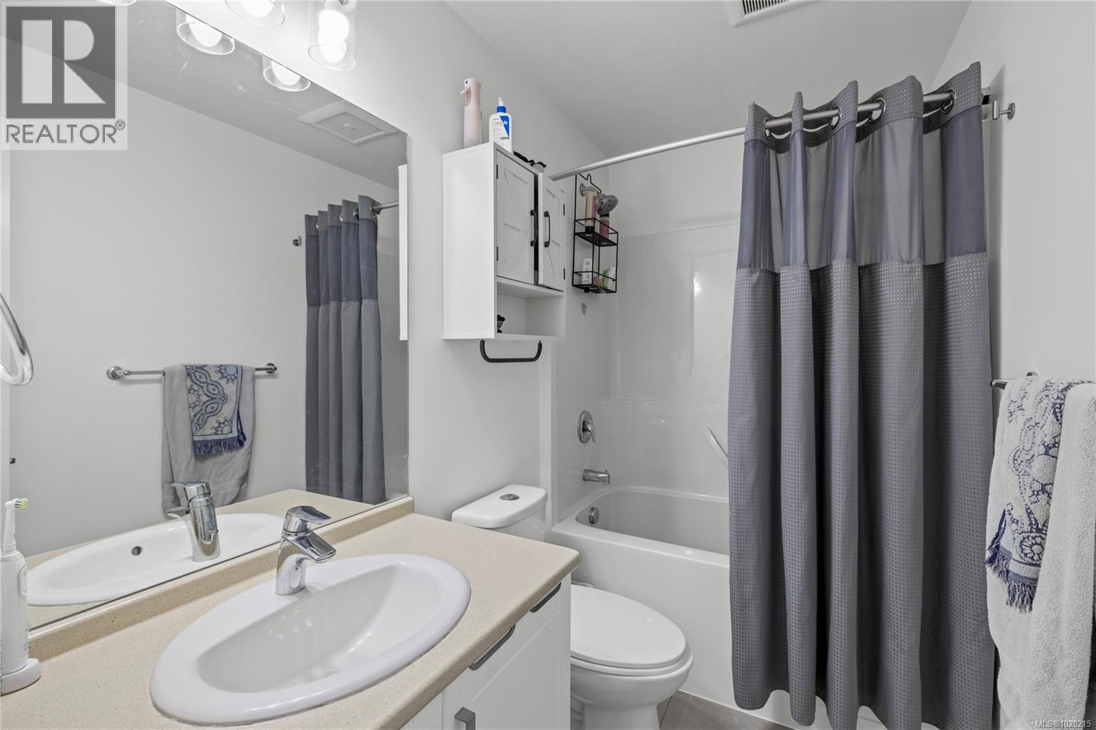 #117 4960 SONGBIRD PL - 21