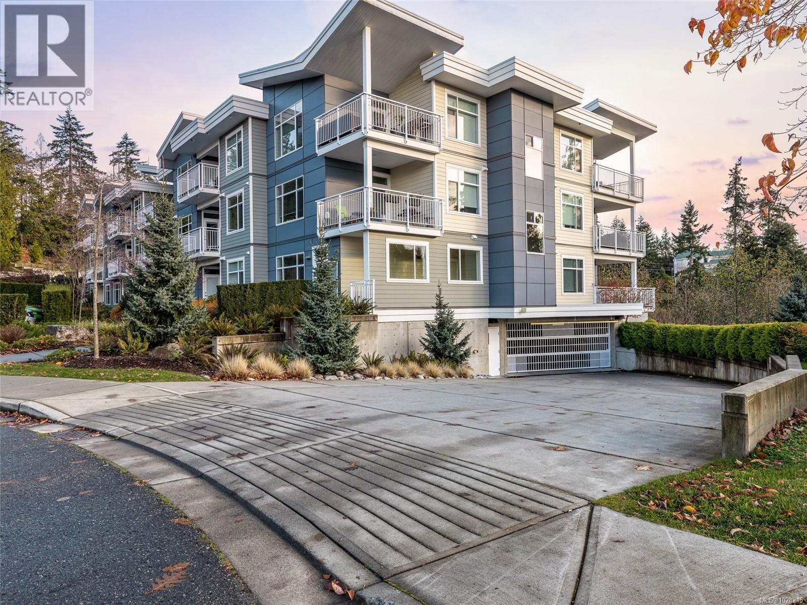 #117 4960 SONGBIRD PL - 30