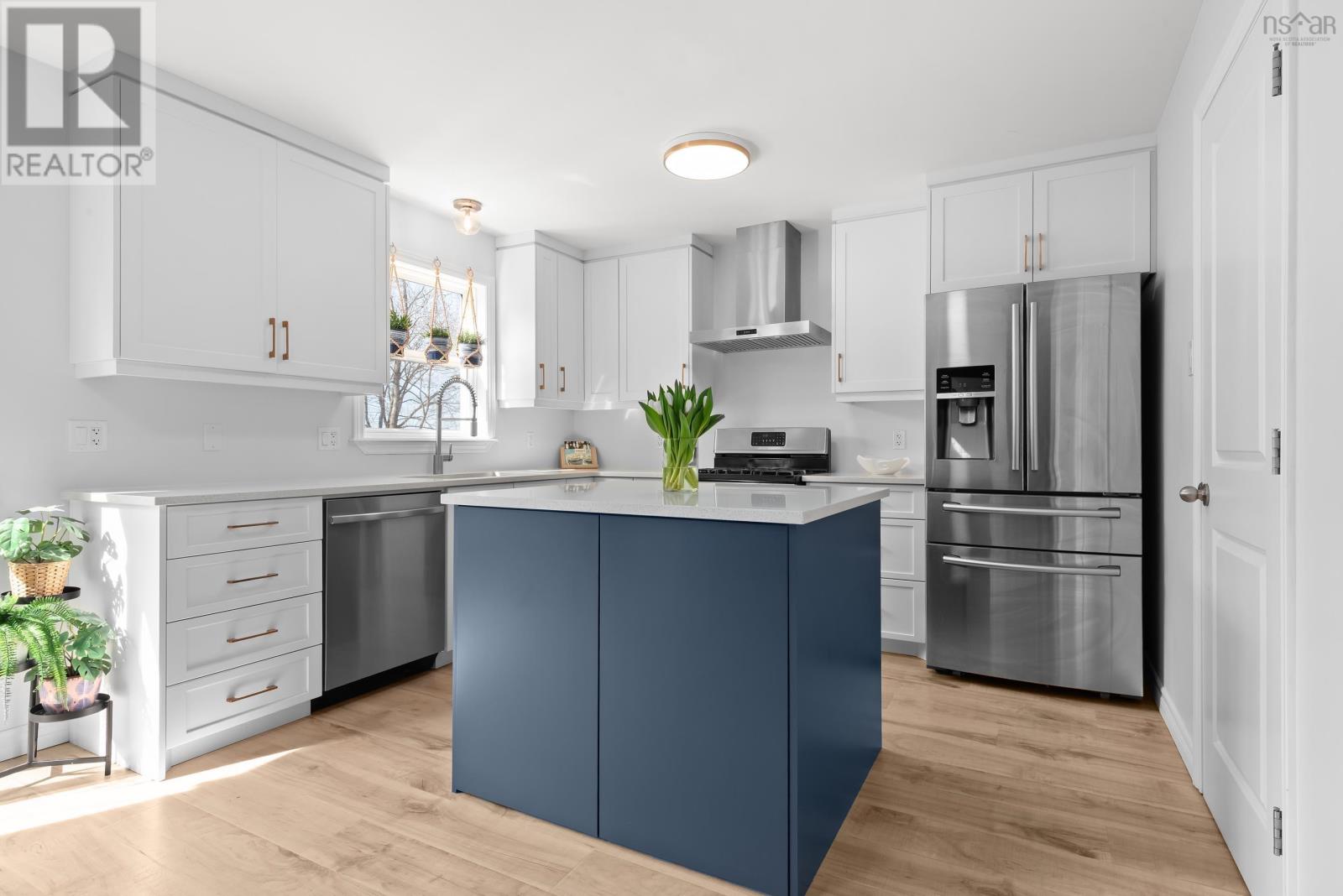 Property 31 of 32 of 92 Nadia Drive