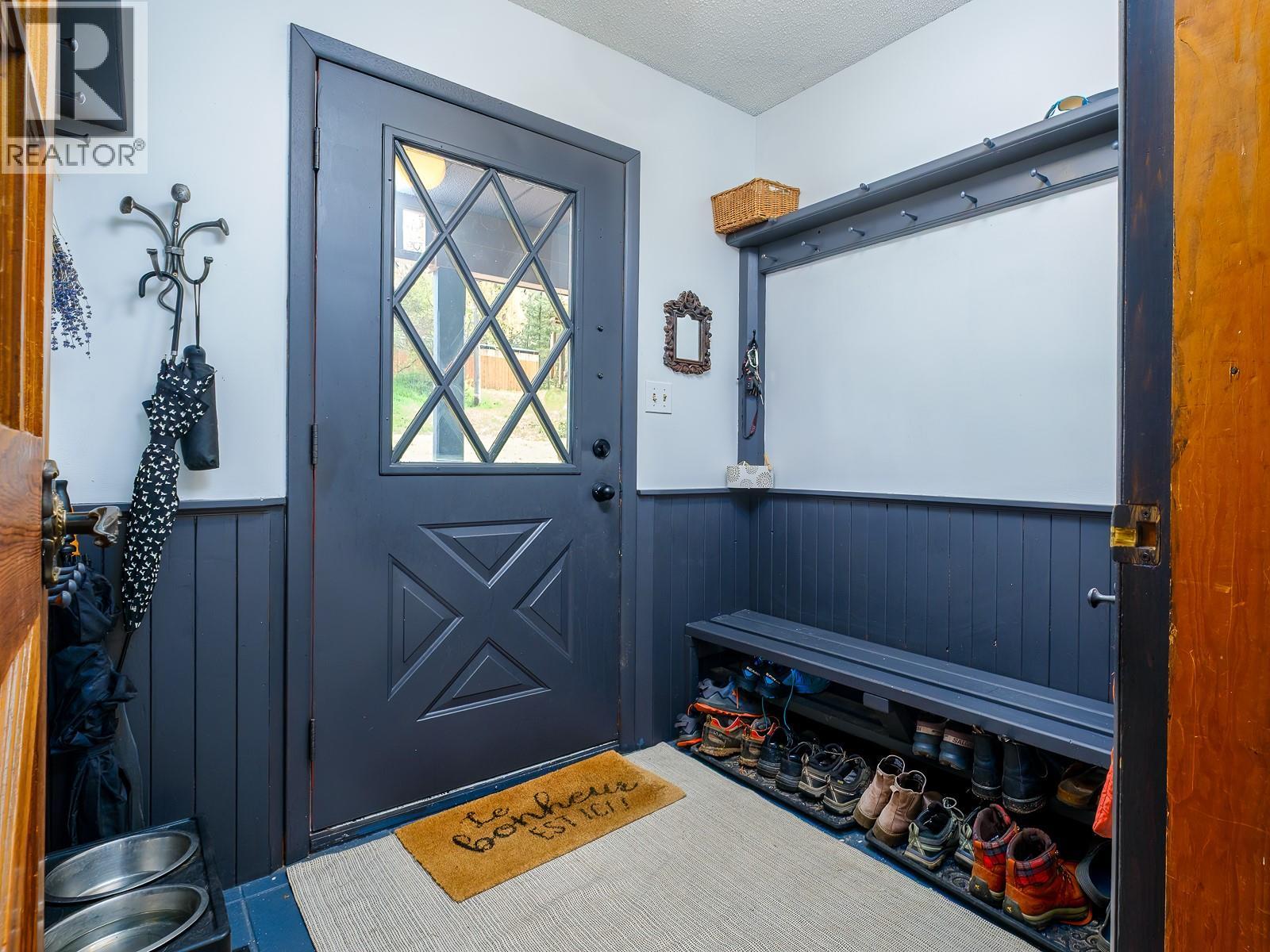 1190 Black Bear Drive, Rossland