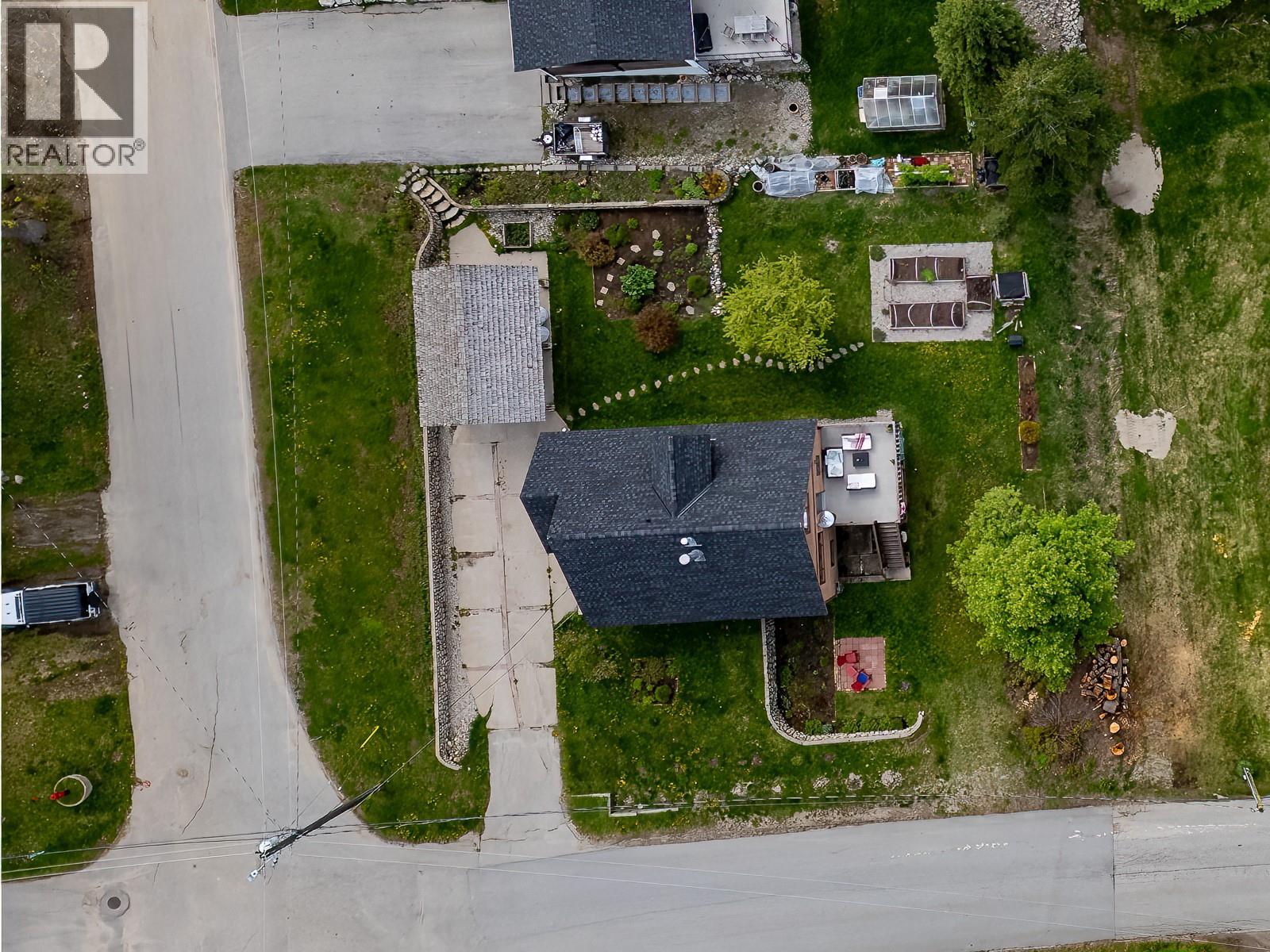 1190 Black Bear Drive, Rossland