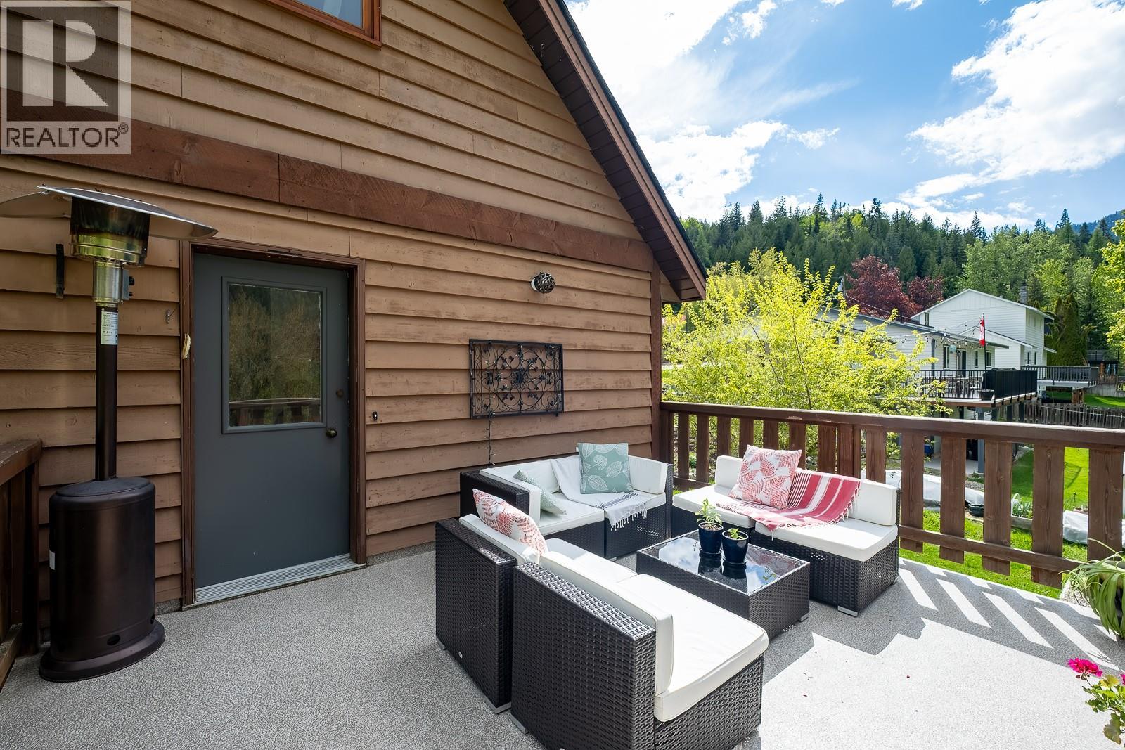 1190 Black Bear Drive, Rossland