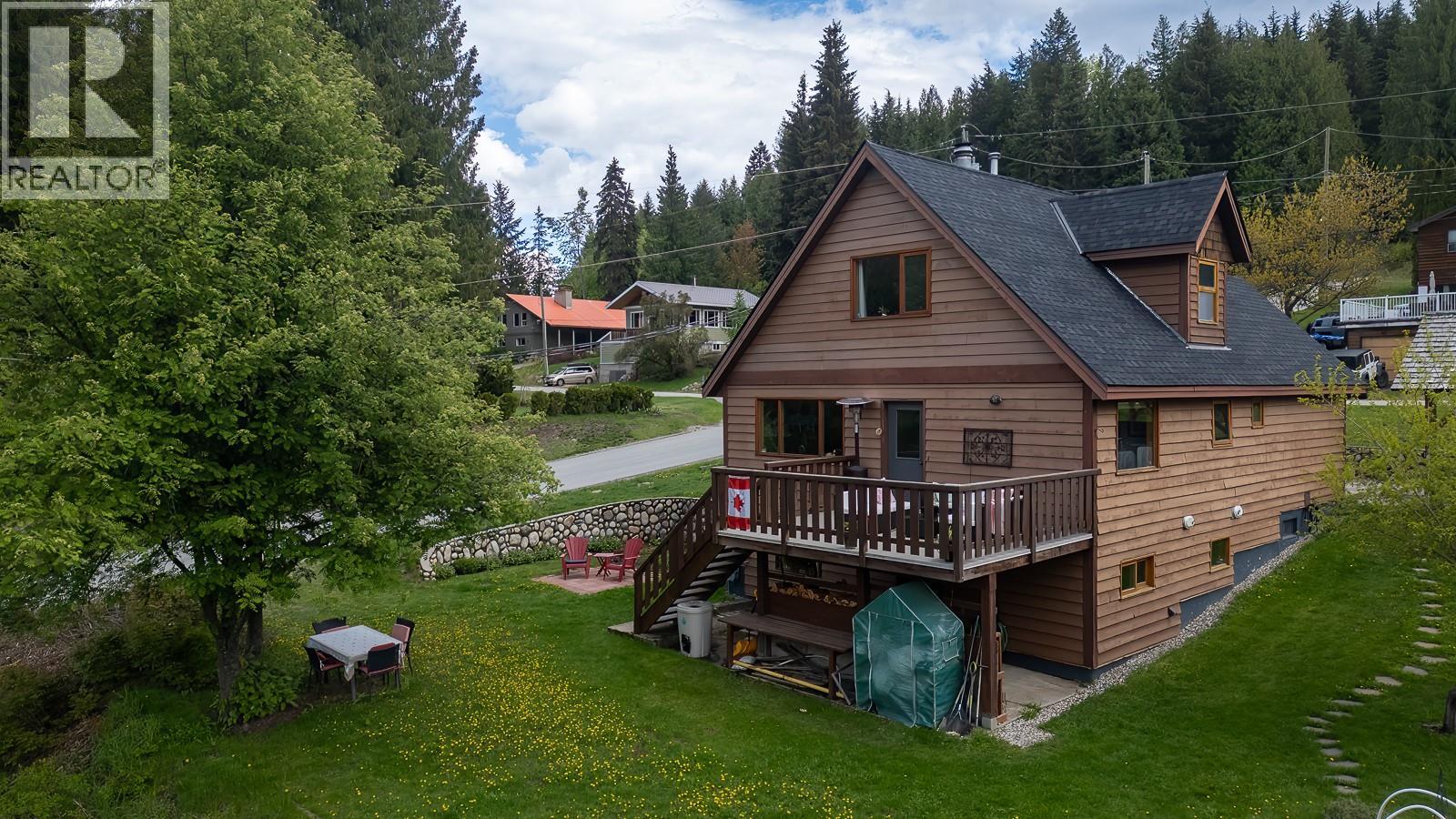 1190 Black Bear Drive, Rossland