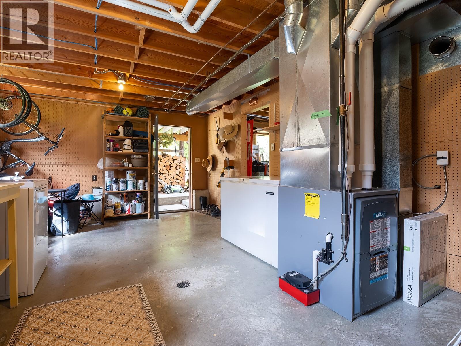 1190 Black Bear Drive, Rossland