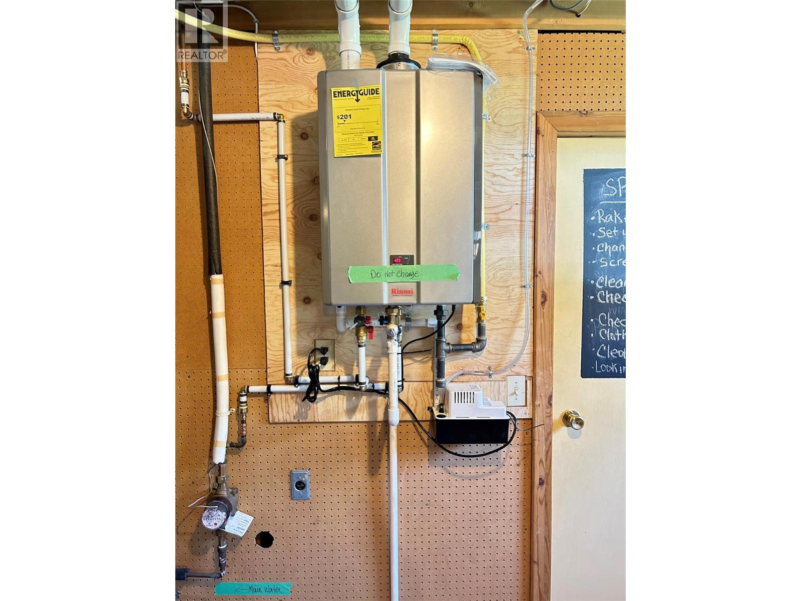 1190 Black Bear Drive, Rossland