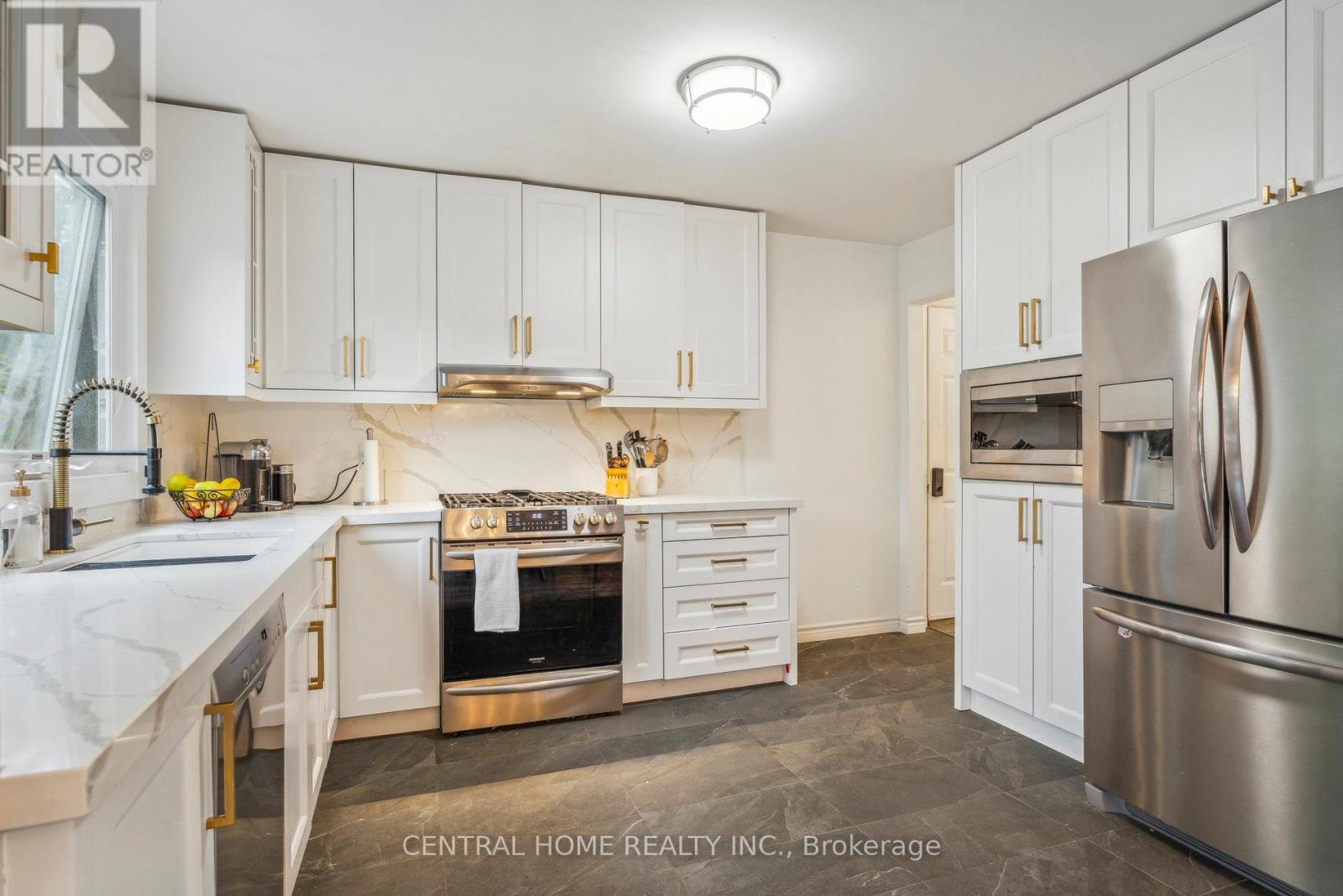 50 METRO ROAD S - 6