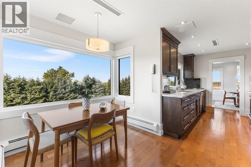 Single Family House for Sale in N  Eagle Ridge Drive SW Eagle Ridge Calgary 