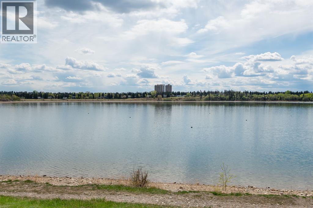 Single Family House for Sale in N  Eagle Ridge Drive SW Eagle Ridge Calgary 