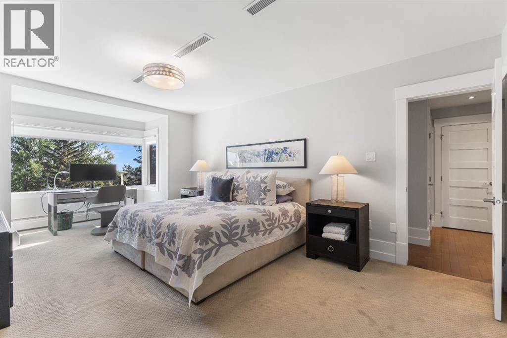 Single Family House for Sale in N  Eagle Ridge Drive SW Eagle Ridge Calgary 