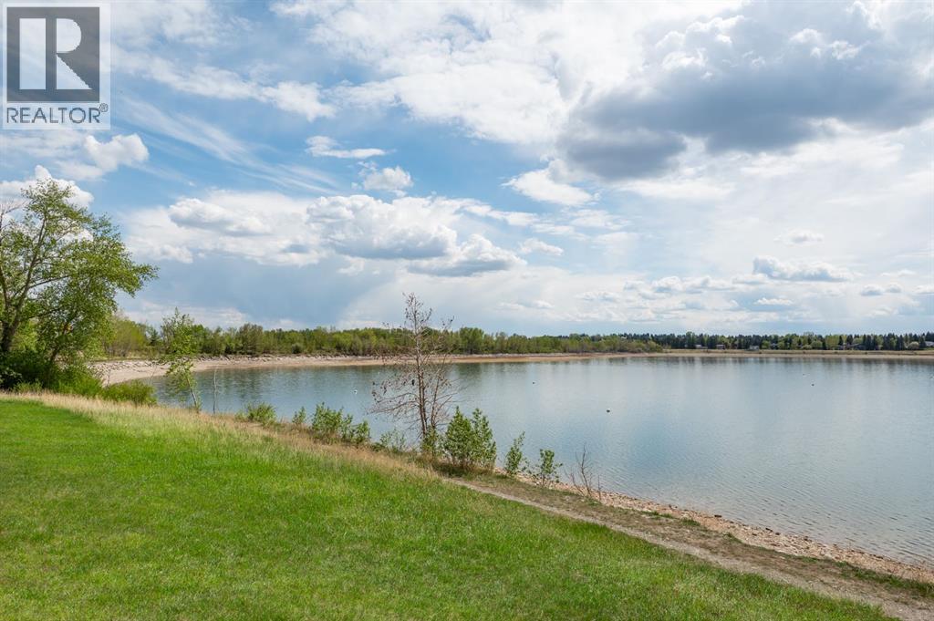 Single Family House for Sale in N  Eagle Ridge Drive SW Eagle Ridge Calgary 