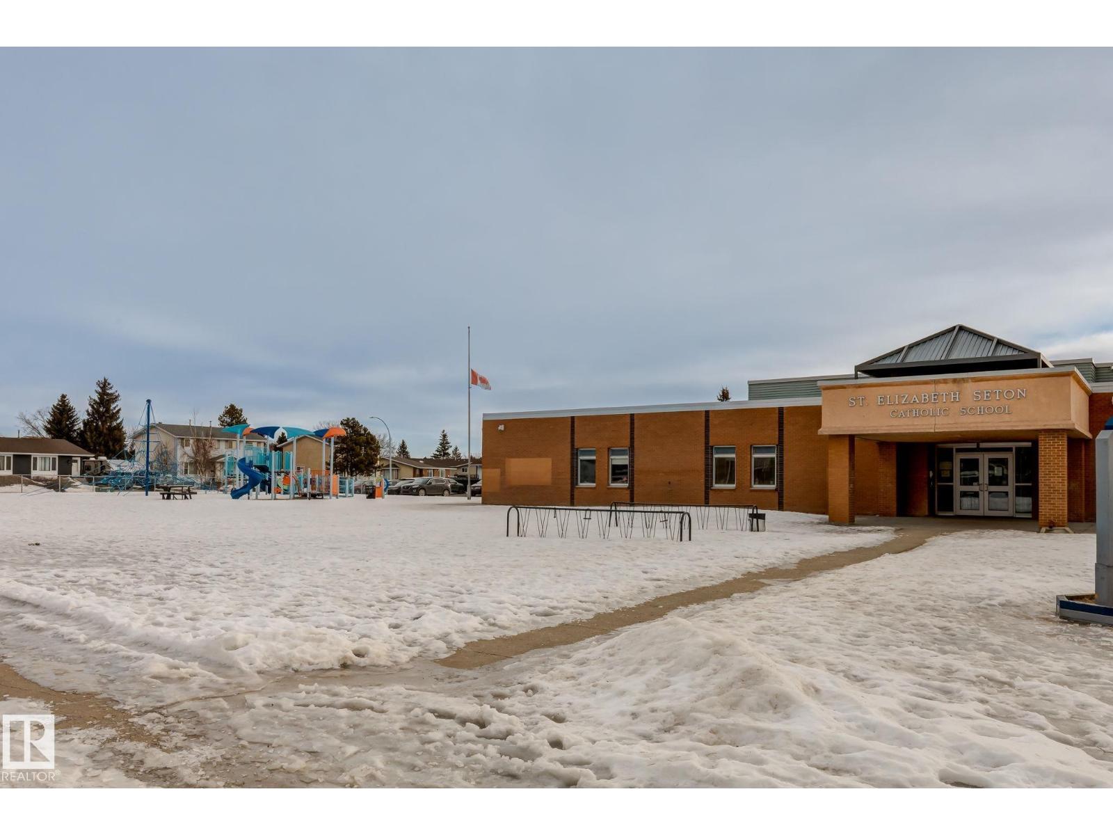 Single Family House Bi-level for Sale in   AV NW Edmonton 