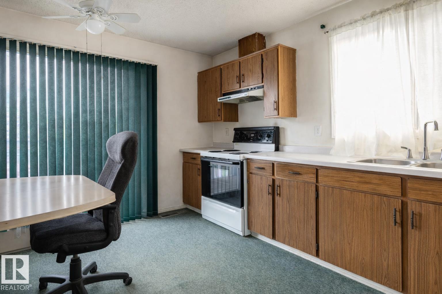 Single Family House Bi-level for Sale in   AV NW Edmonton 