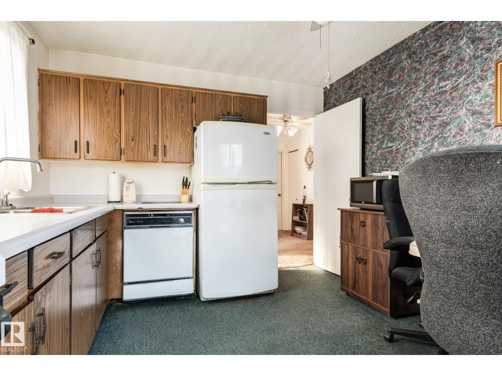 Single Family House Bi-level for Sale in   AV NW Edmonton 