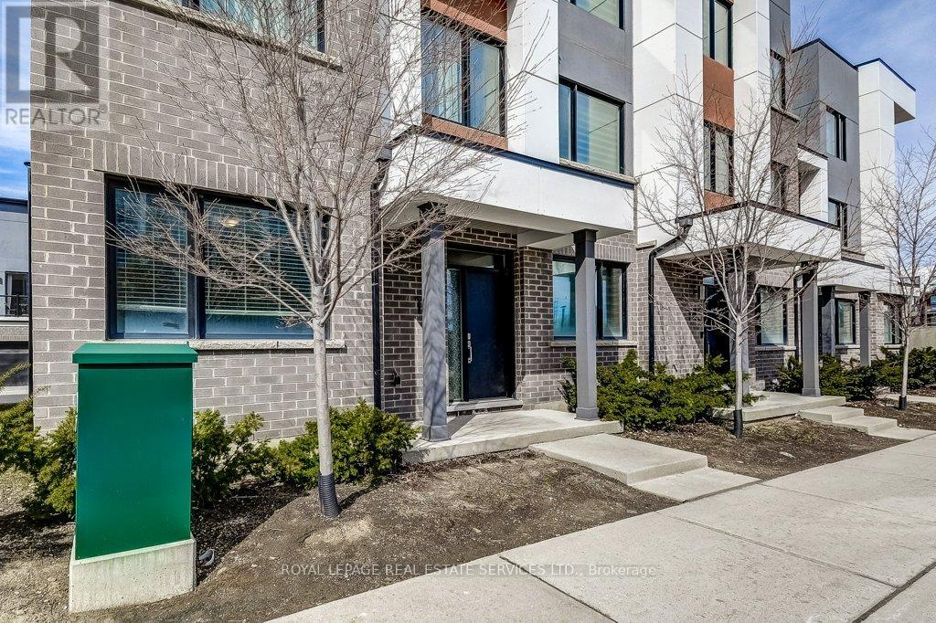 143 GROVEWOOD COMMON - 4
