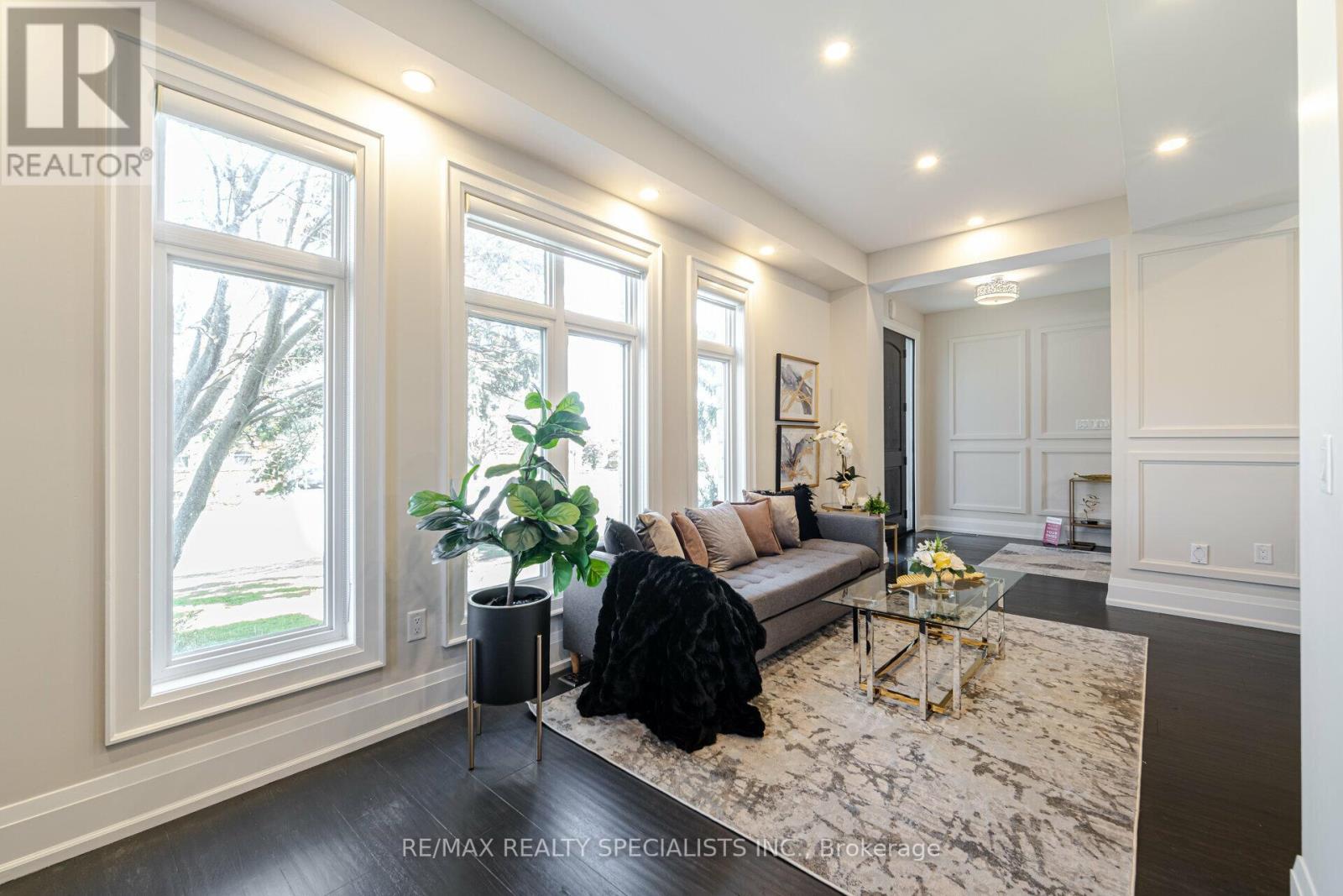 427 PINEGROVE ROAD - 8