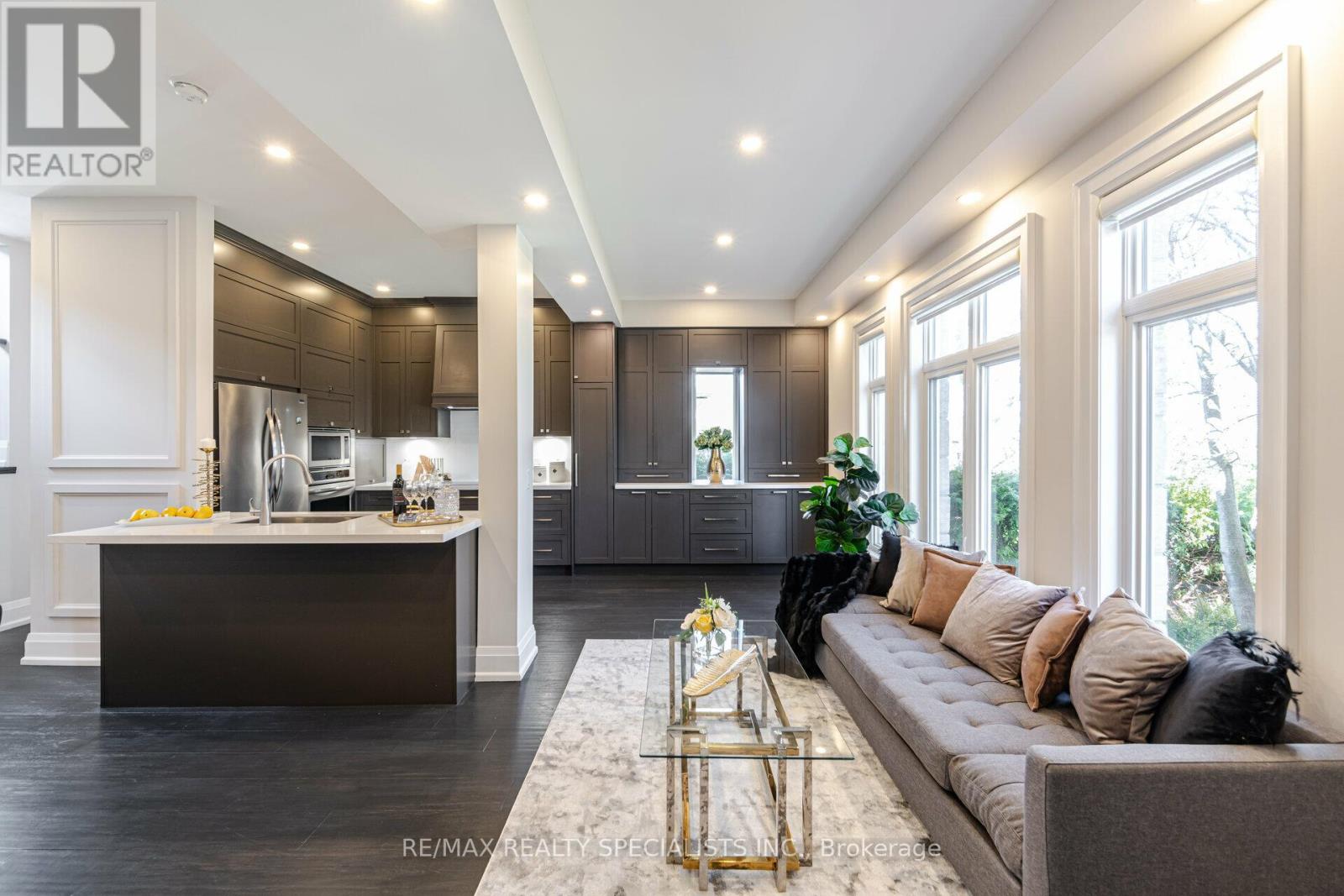 427 PINEGROVE ROAD - 9
