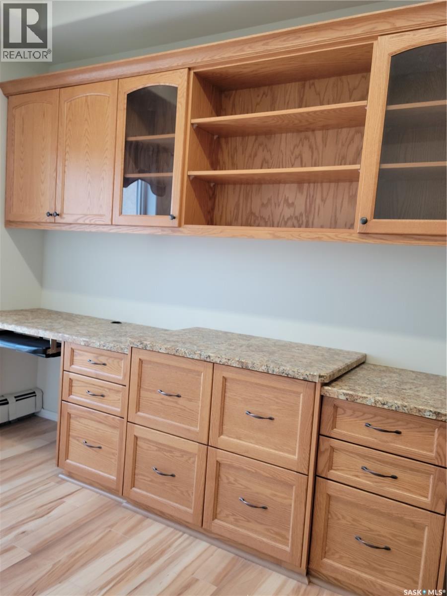 Single Family House Low rise for Sale in   Heritage VIEW Saskatoon 