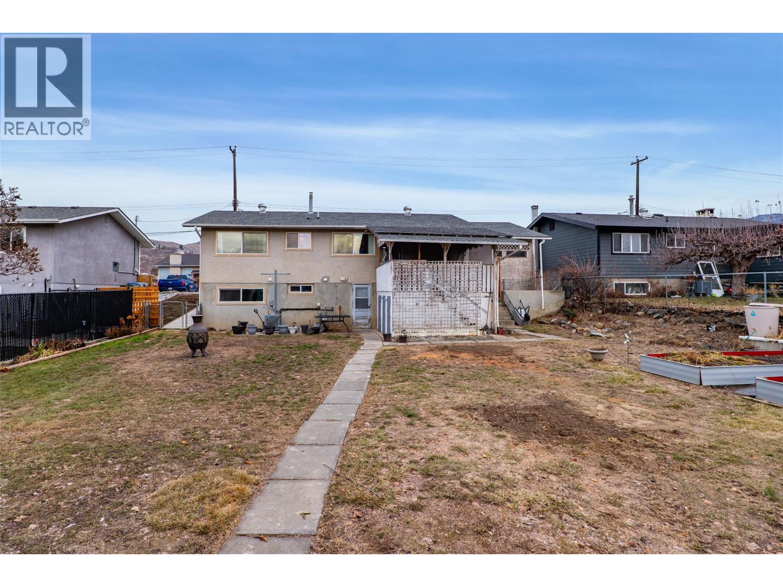 881 PEMBROKE AVENUE - 24